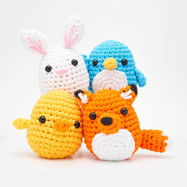 Crochet Kit for Beginners – Easy Arts & Crafts Kit for Making Crochet Animals